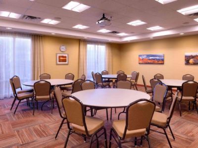 Hotel Fairfield & By Marriott 3*